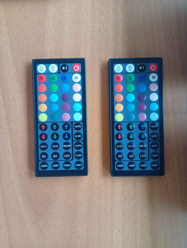 2 projetores coloridos 30w