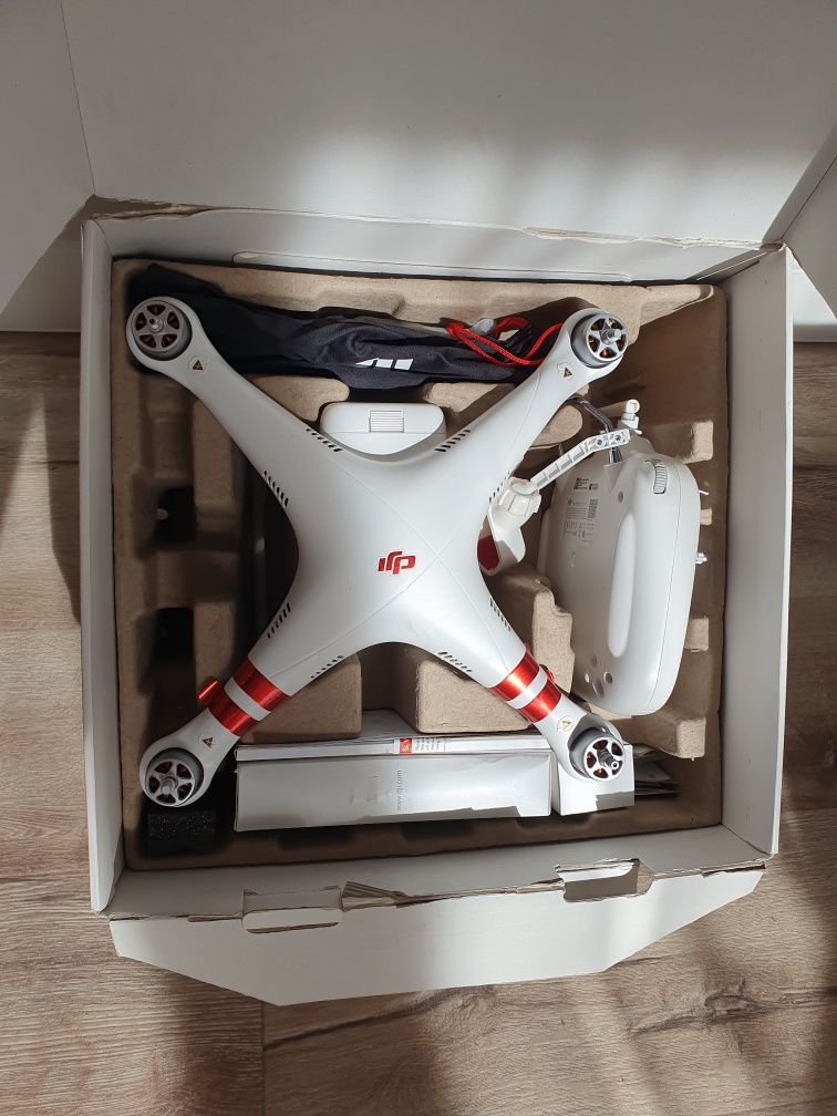 DJI  Phantom 3 standard