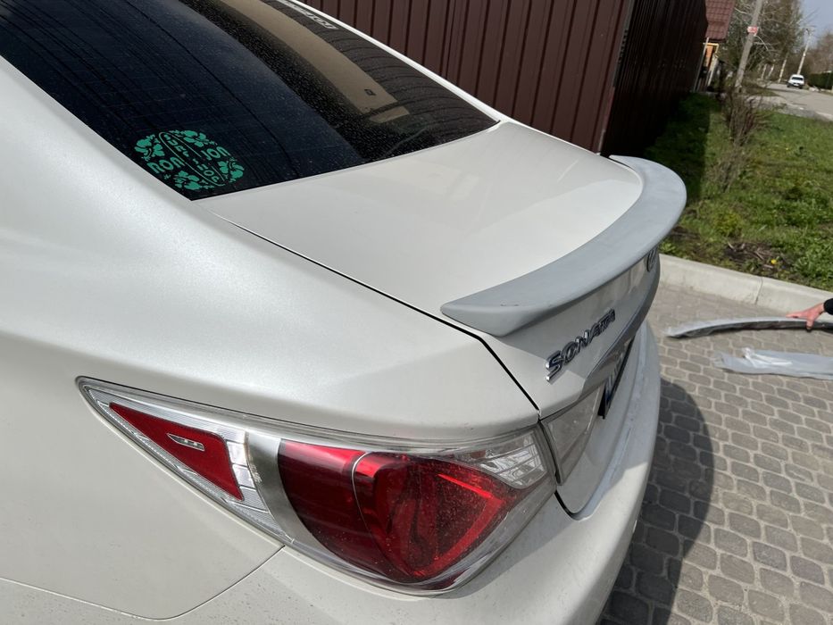 Спойлер ліп Hyundai Sonata YF 2010-2015 ABS пластик під фарбування
