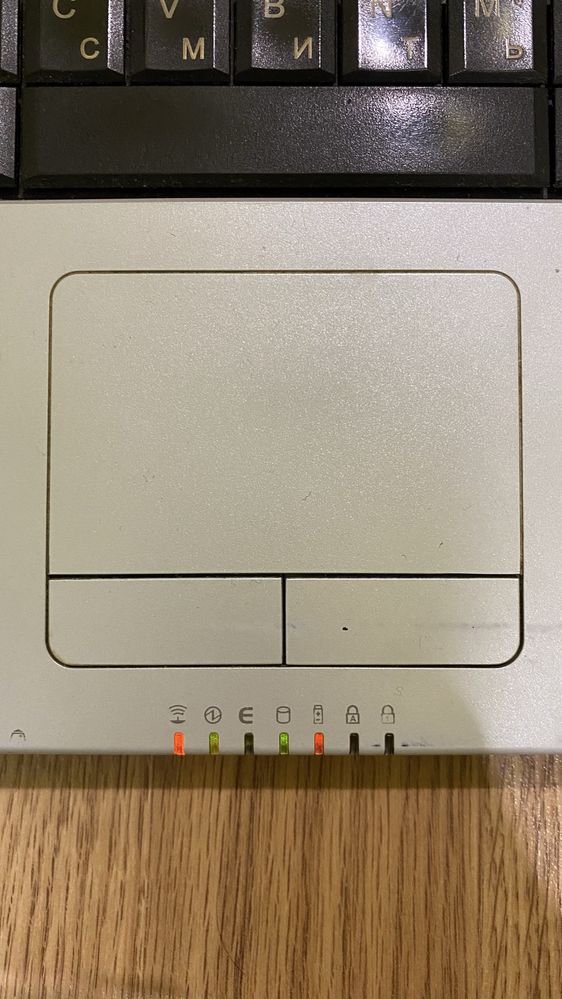 Продам ноутбук Fujitsu - Siemens Esprimo Mobile V5535.
