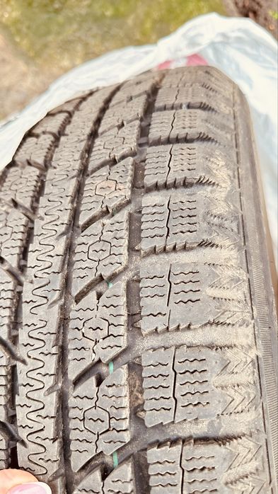 Продам зимові шини