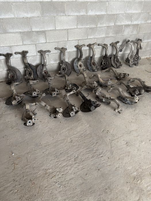 Цапфа, поворотний кулак Ауді а4 б6, а4 б7, Ауді а6 с5 рест