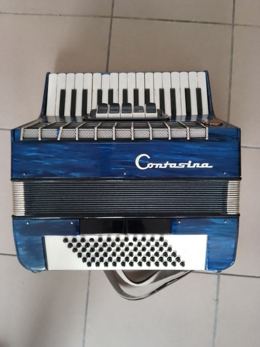 Sprzedam akordeon Contasina