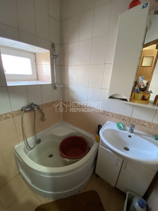 Продам 5к.кв. 76м2  пров. Столярний 5 (27 Ліцей)Москальовка ТОРГ