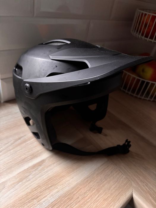 Kask kolarski Giro Tyrant Spherical