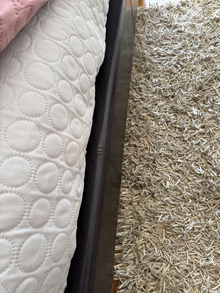 Cama casal com cabeceira + oferta colchão