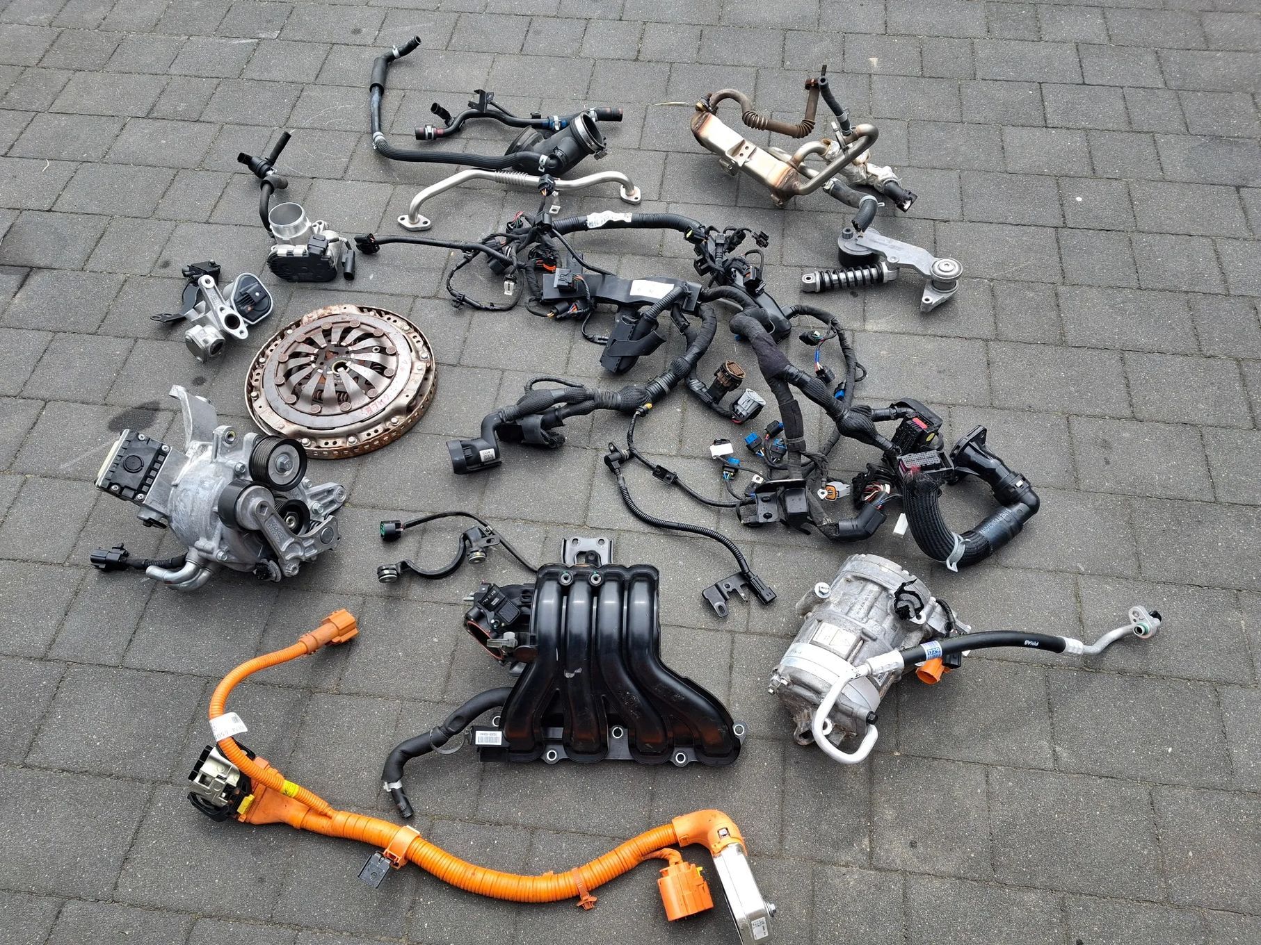 Sklnik na części 1.6 gdi g4le hybrid kia xceed kona hyundai ioniq alternator wiązka kolektor sprzęgło miska inne