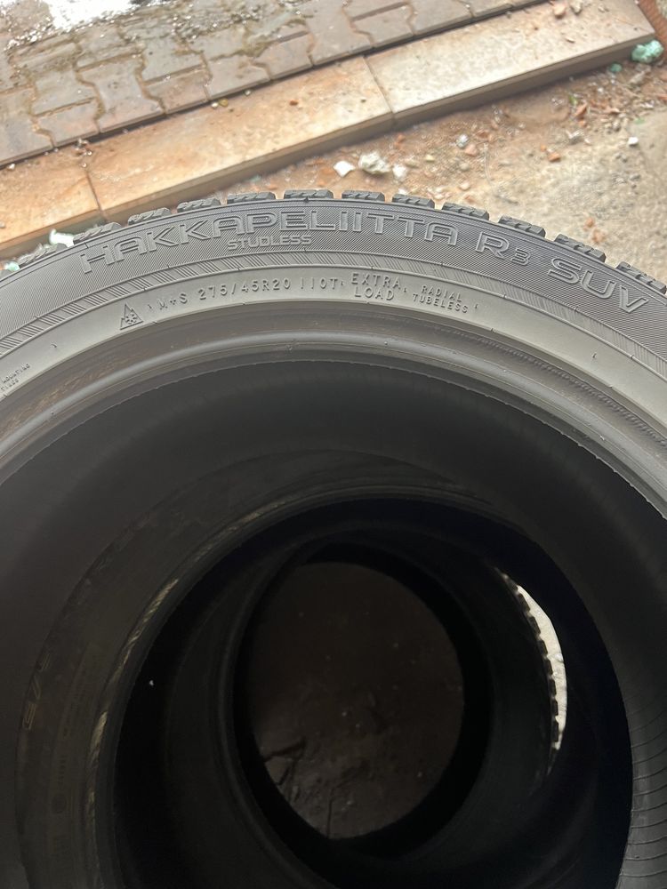 Nokian Hakkapeliitta R3 SUV 275/45 R20