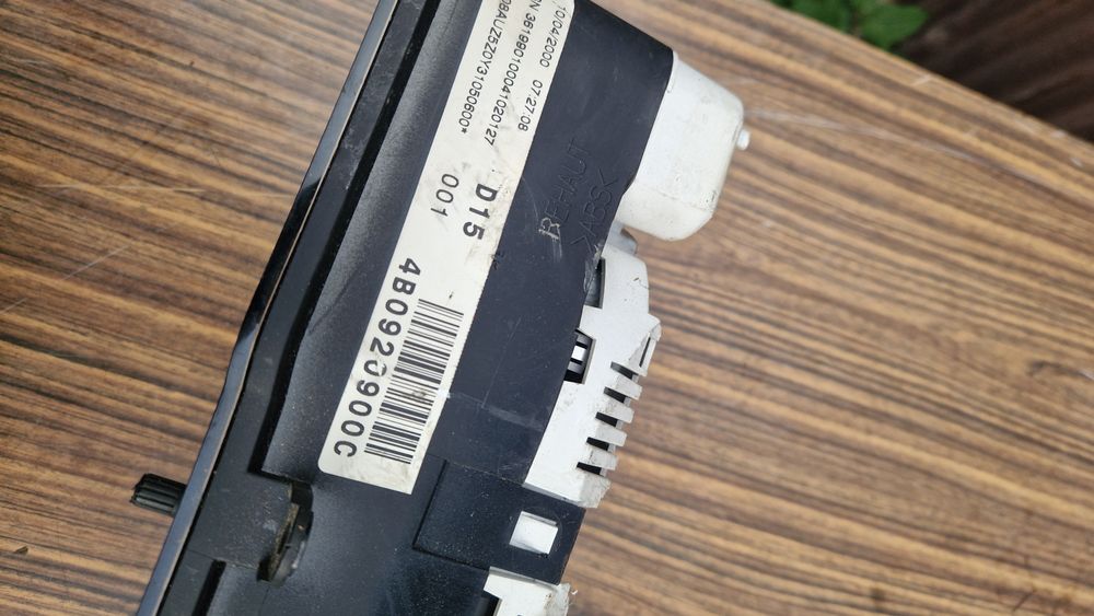 Licznik audi a6 c5 2.5 tdi