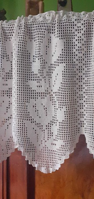 Lamberkin koronkowy wzór Tulipany