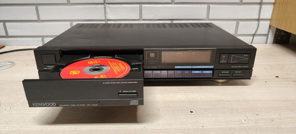 Audiofilski odtwarzacz CD KENWOOD DP-1100B