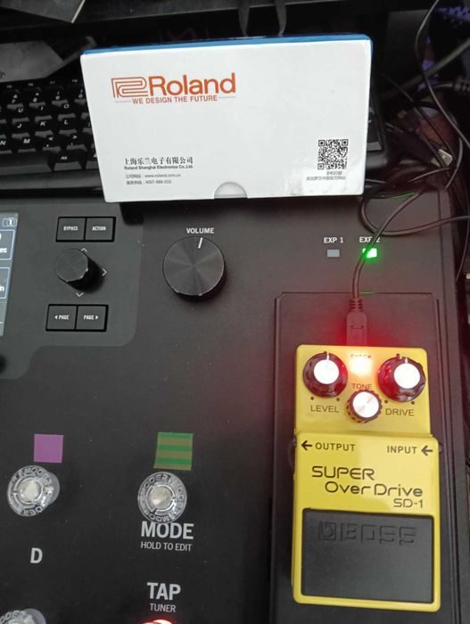 Mysz przewodowa w kształcie efektu gitarowego BOSS SD-1