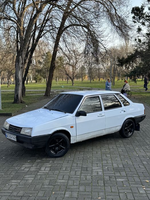 Ваз 21099 Инжектор в отличном состоянии