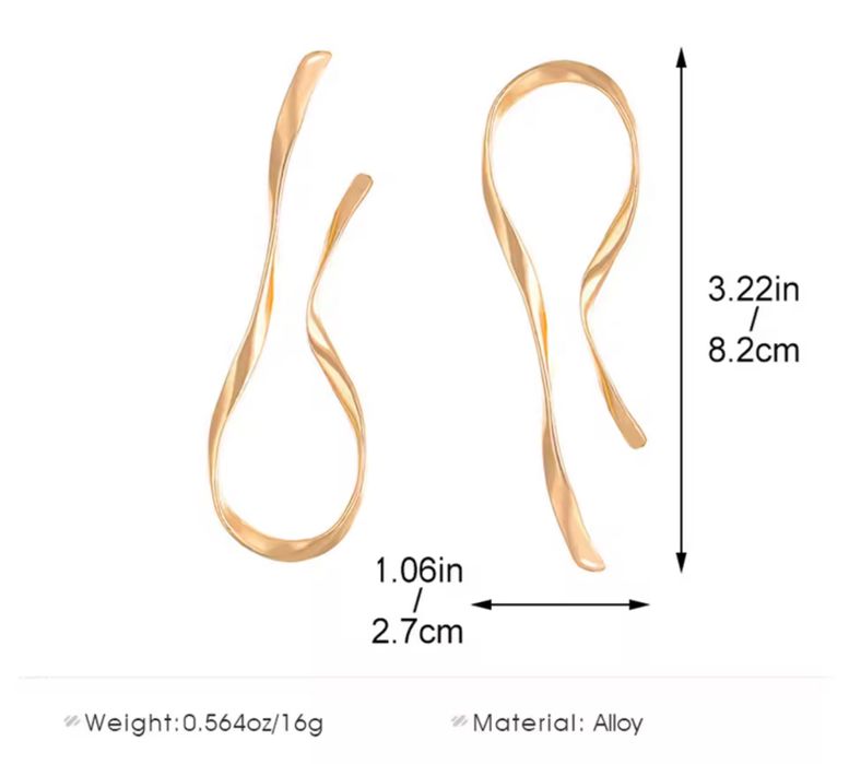 Brincos. Disponível em prateado e dourado. Muito bonito!