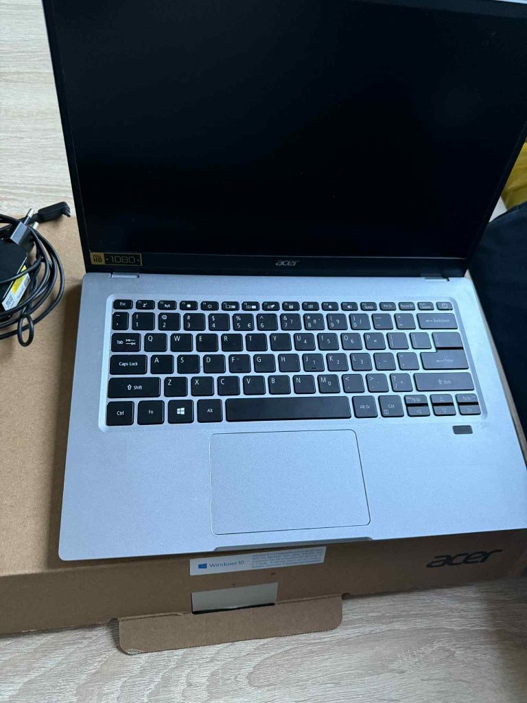 Laptop acer Swift 1