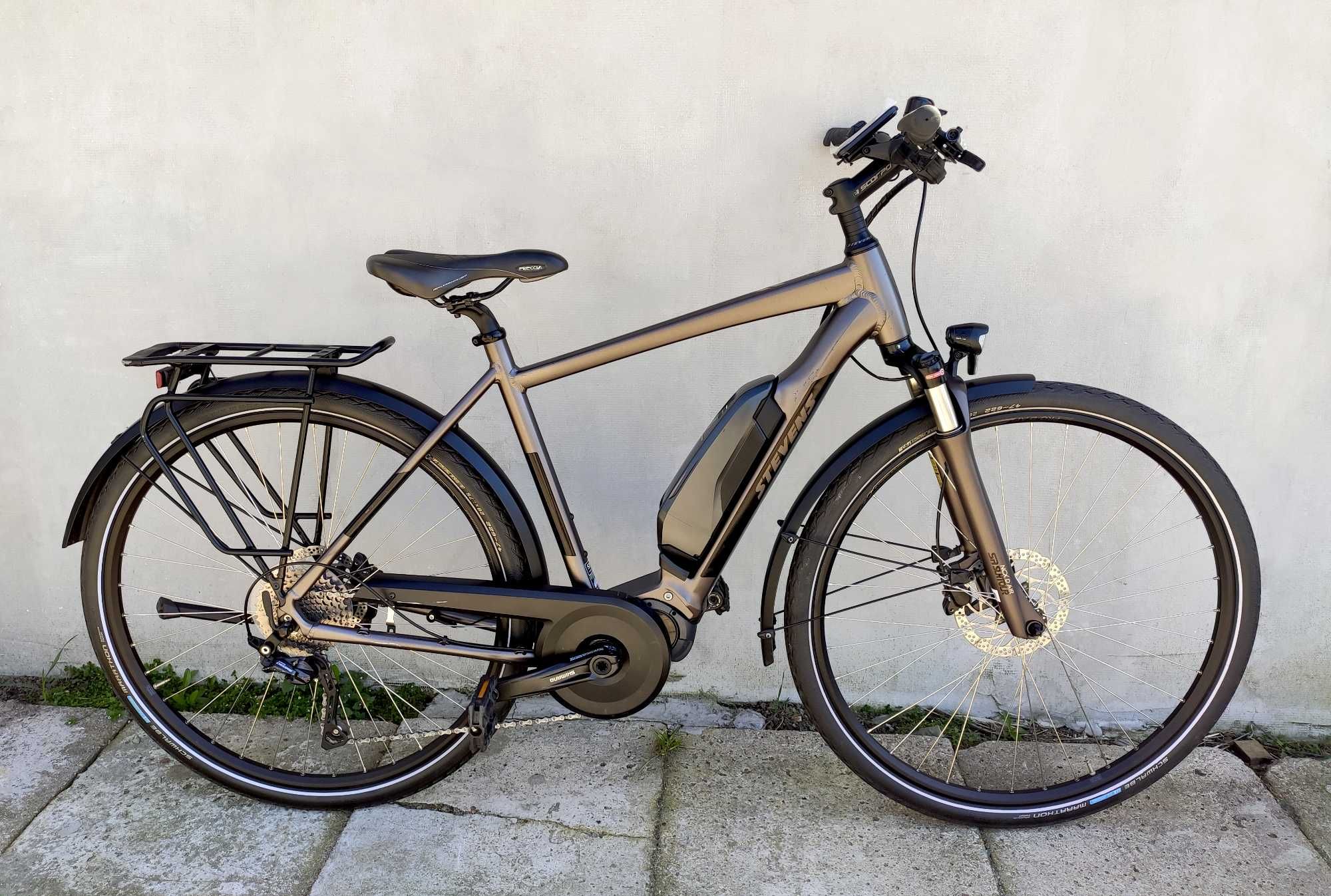 Rower trekkingowy Elektryczny męski Stevens