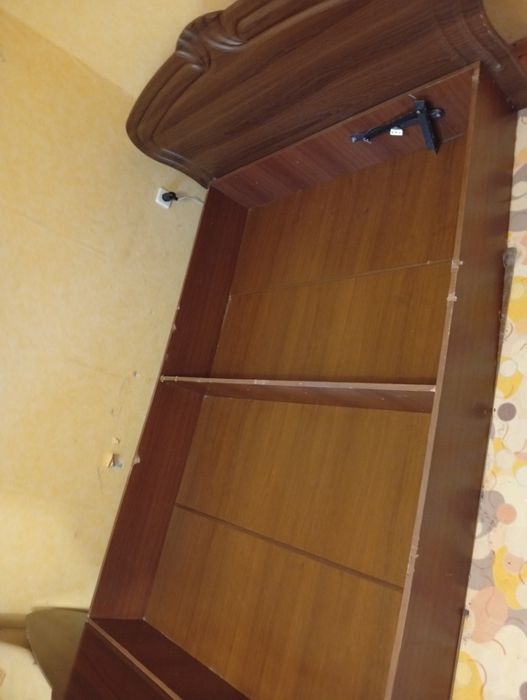 Ліжко без матрасу