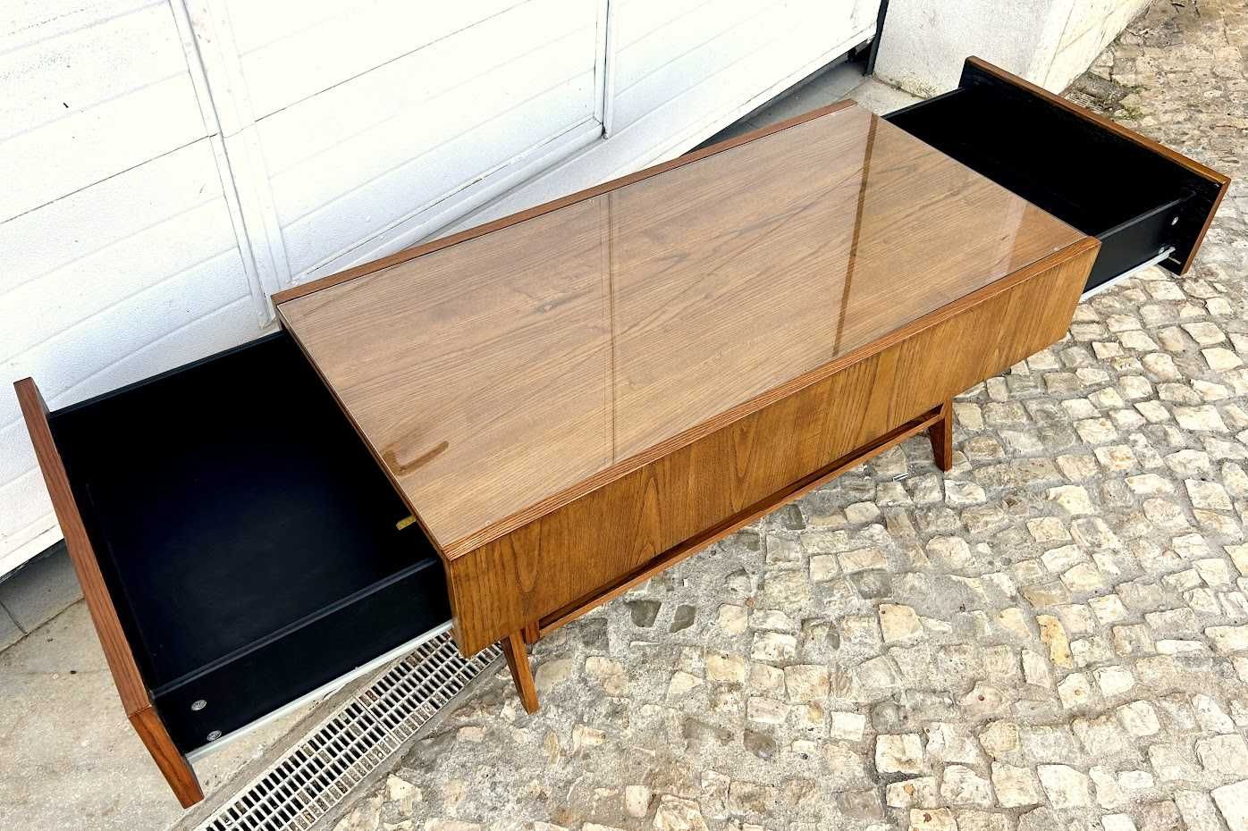Mesa olaio vintage + 121comp x 58,5prof x 52,5alt.