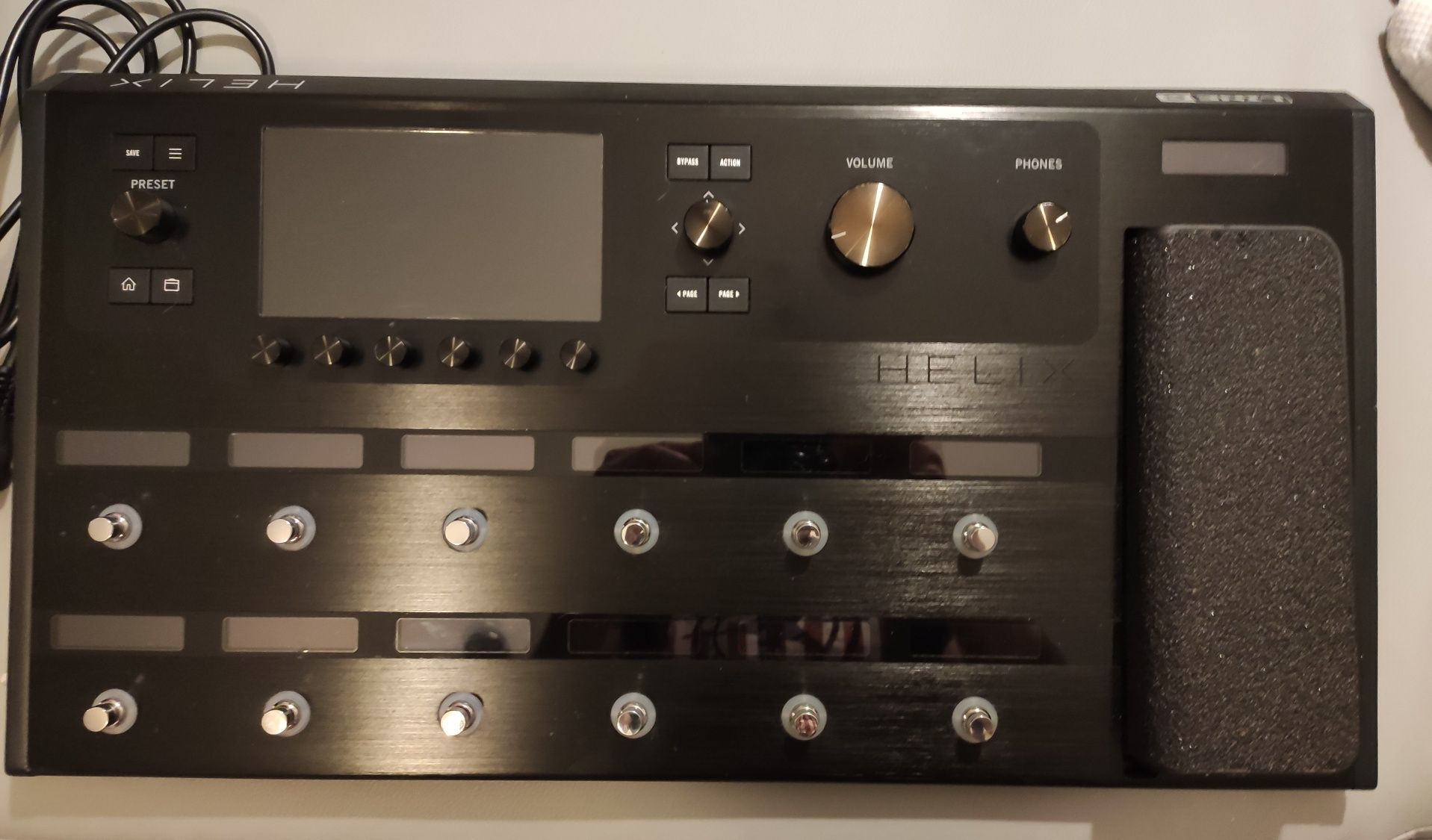 Line6 Helix Floor plus AmpCovers