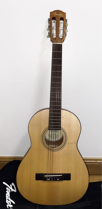 Guitarra Fender Educacional