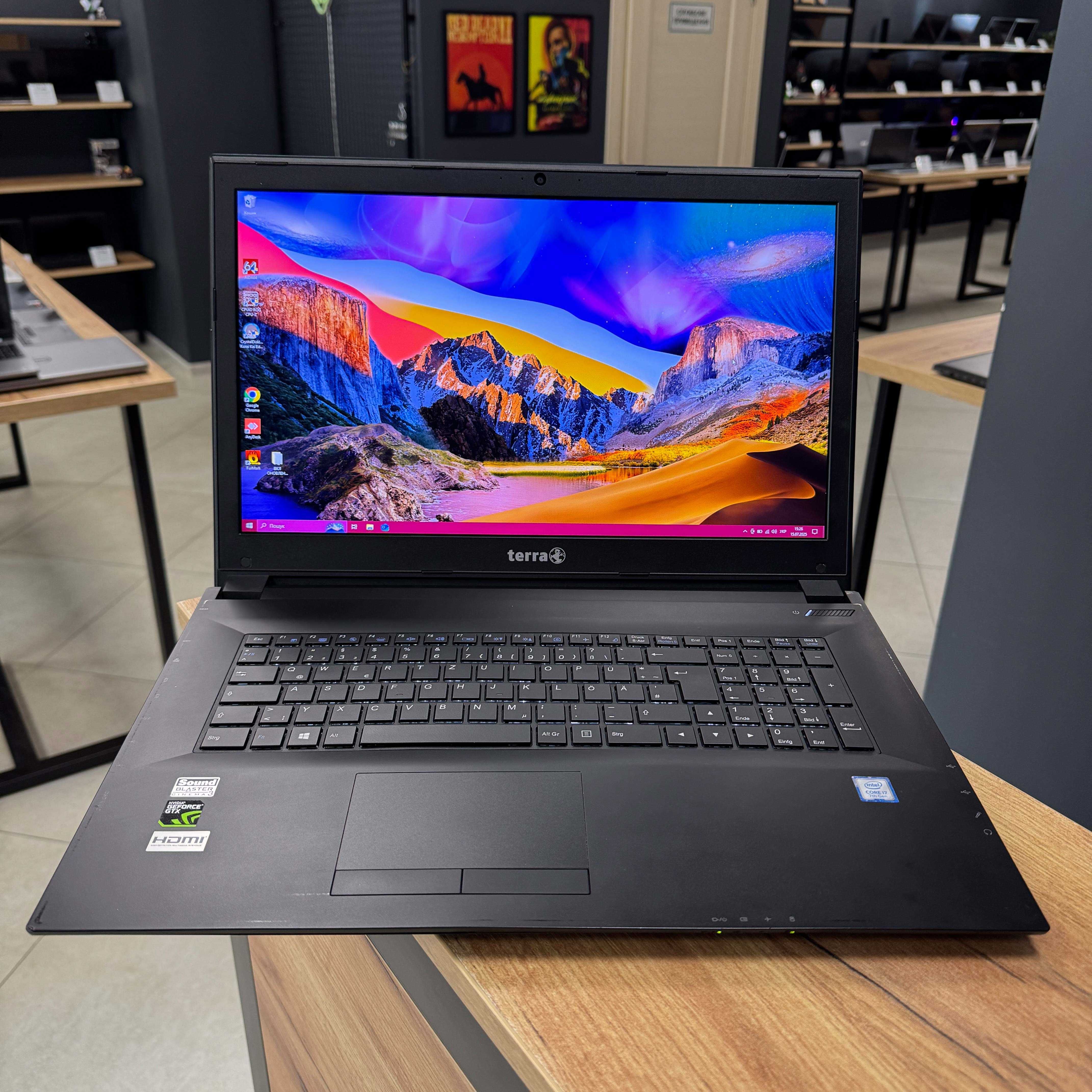 Ігровий Terra Mobile [17.3", IPS] - i7 7700HQ/GTX 1050 Ti 4 GB/16 GB