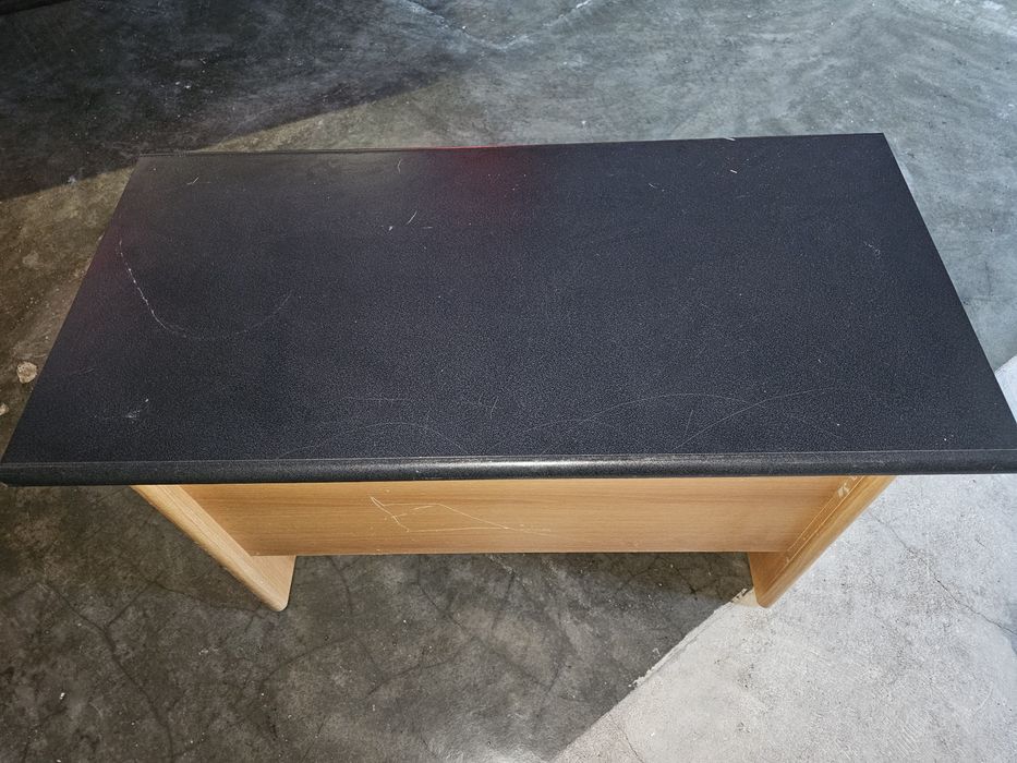 Secretaria. Movel cozinha. Mesa jantar extensivel. Cabeceira