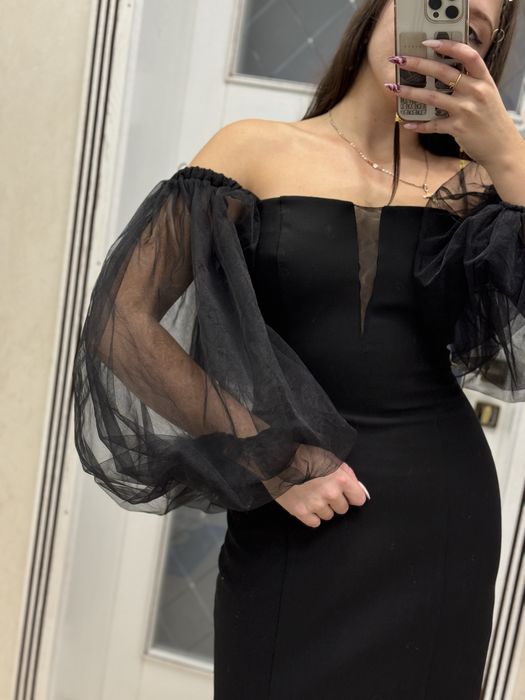 Нереальна вечірня міні сукня з пишними рукавами
