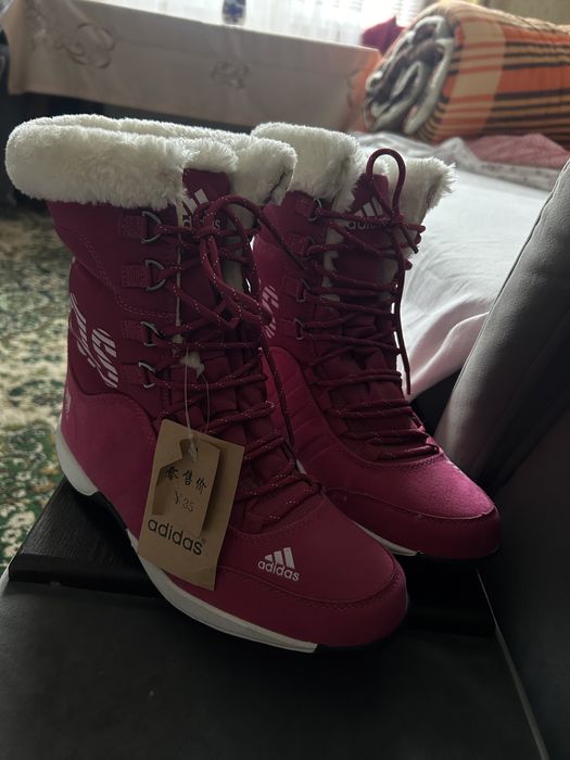 Чоботи адідас оригінал розмір від 37 до 39,5