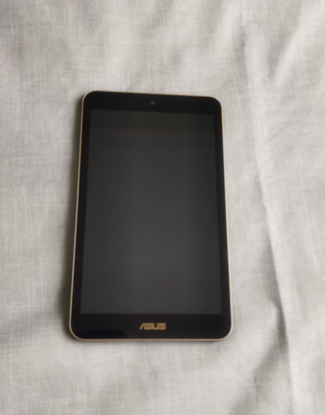 Планшет Asus 8 дюймів ,32гб пам'ять.