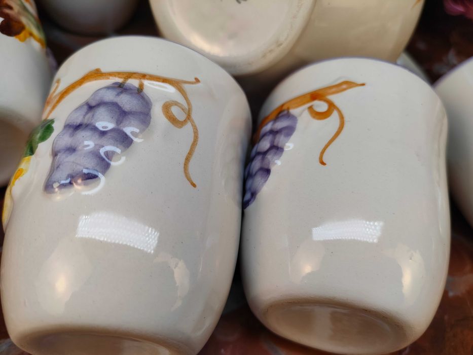 Ręcznie malowany dzbanek z kubeczkami - Liście i kiście winogron