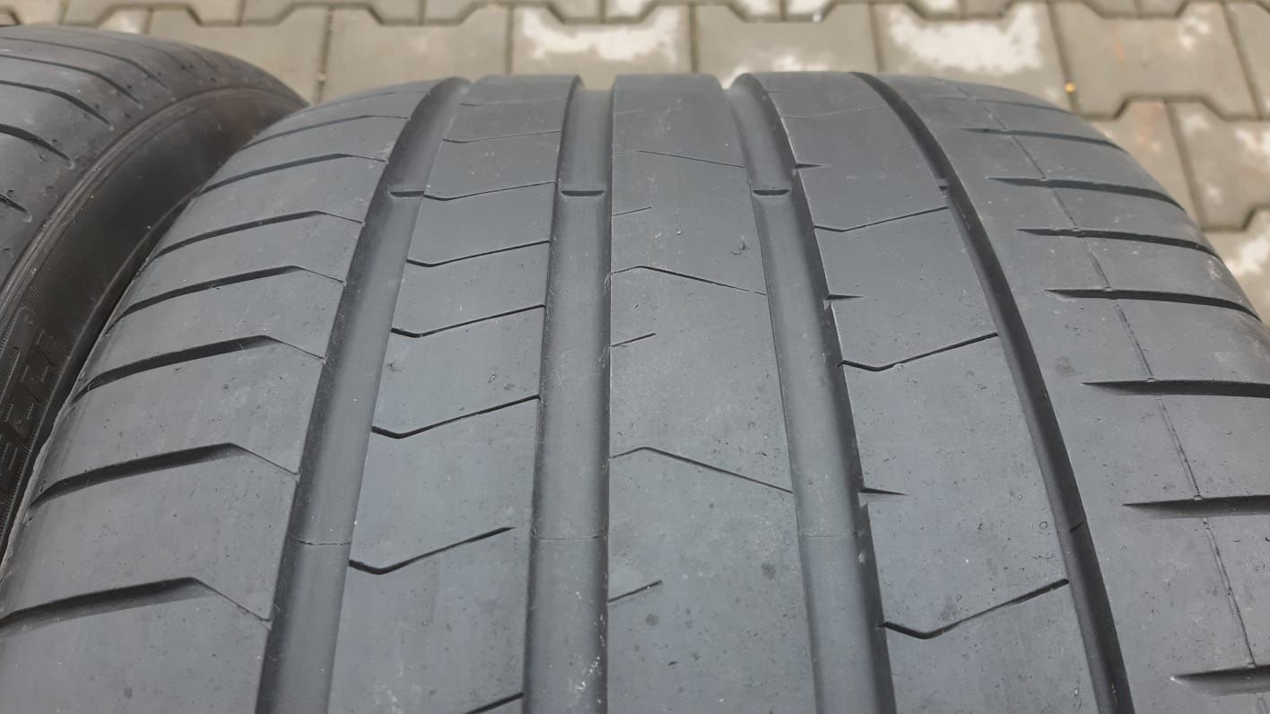 Opony Pirelli 295 30 R20