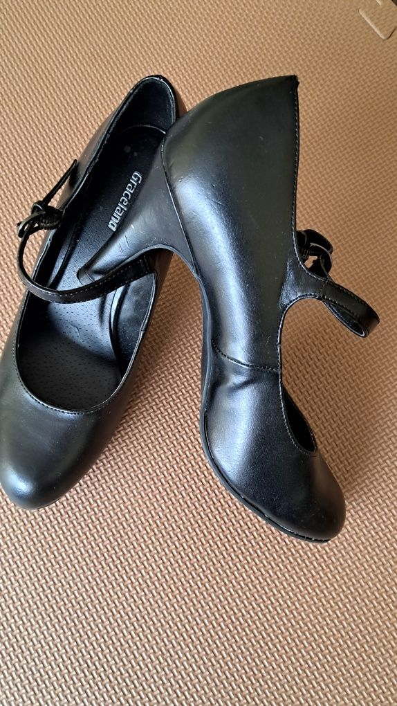 Czarne buty damskie 37