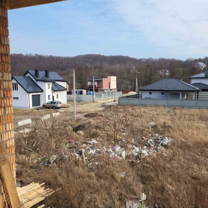 Продаж будинку в смт.Брюховичах