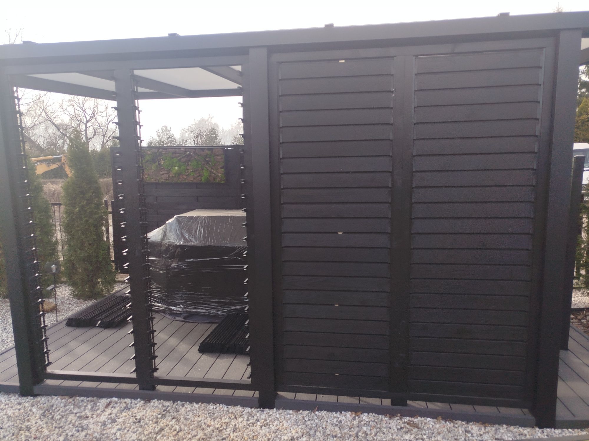 Żaluzje ogrodowe ruchome deseczki shutters