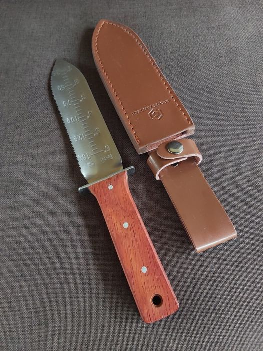 Nożo łopatka ogrodowa digger multitool ogrodowy zestaw kabura skórzana