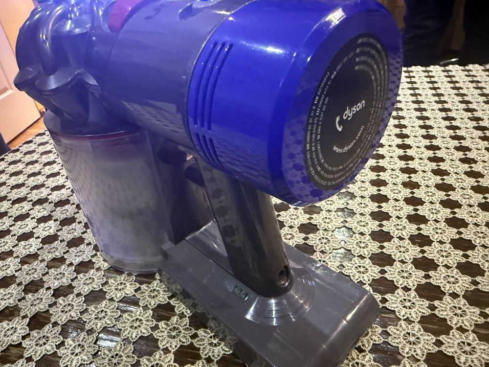 Odkurzacz Dyson v8