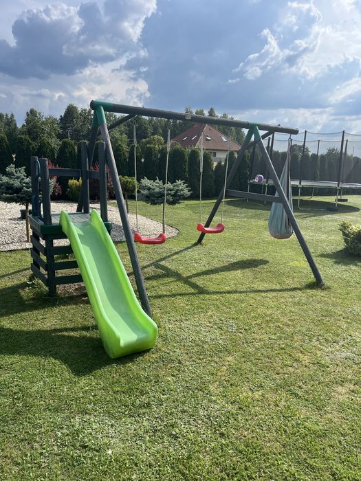 Huśtawka ogrodowa ze zjeżdżalnią