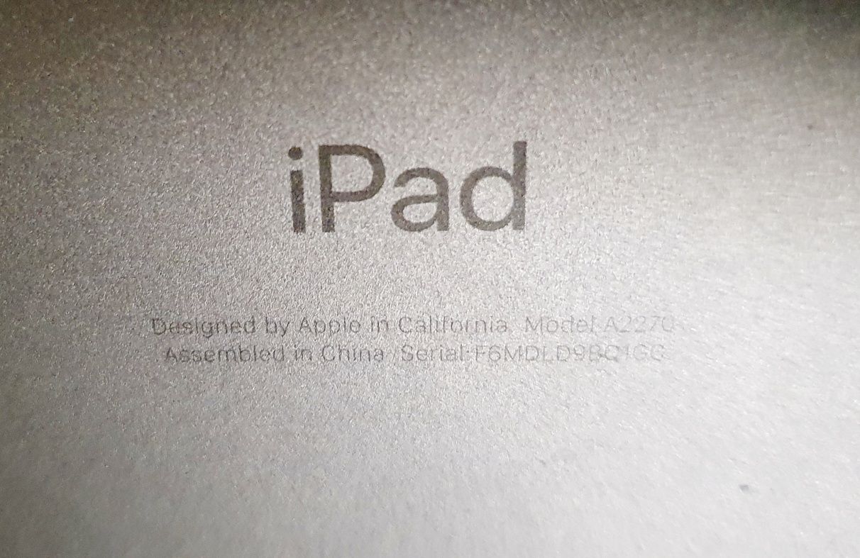 Ipad 8 gen lock заблокований