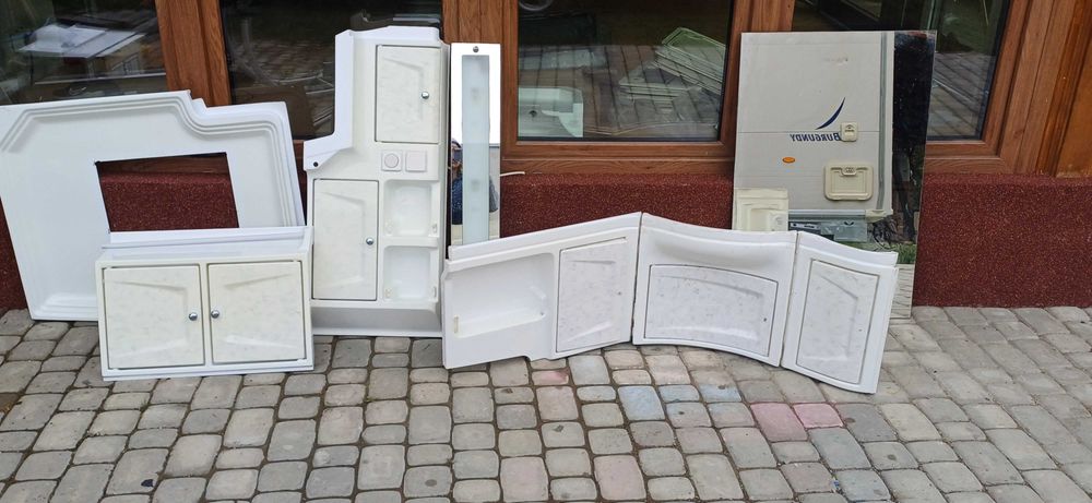 Szafki Łazienkowe Hobby przyczepa kempingowa kamper
