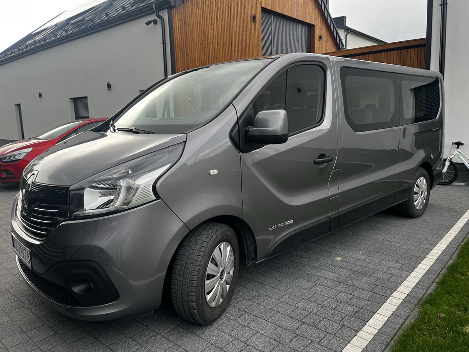 Wynajem busów 9-cio osobowych. Przewóz osób