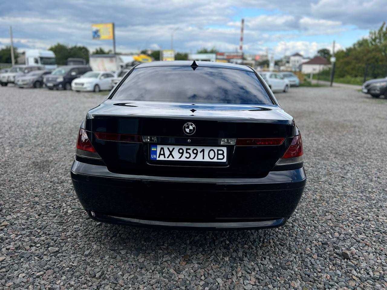 BMW 730d 2004 3.0 дизель