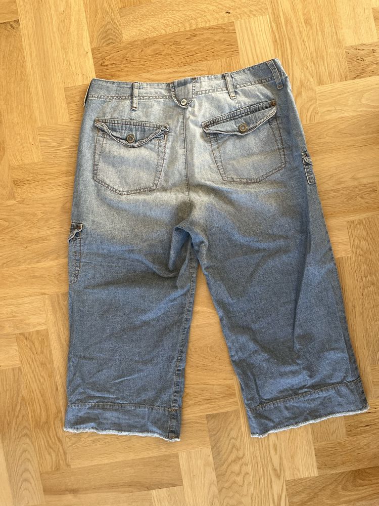 Spodnie jeansowe bermudy rozmiar XL stan bardzo dobry Bandolino