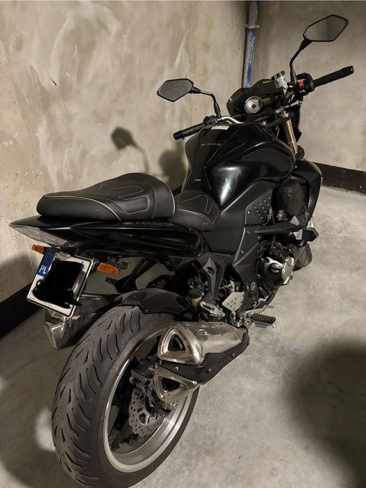 Kawasaki z1000, prywatne