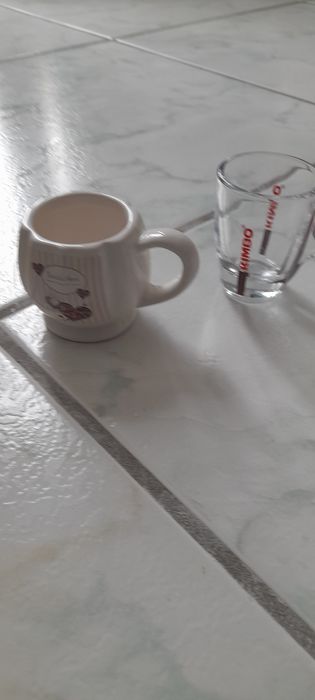 Горнятка для кави  чаю.