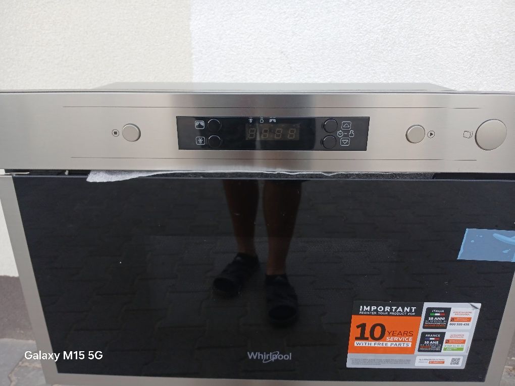 Нова мікрохвильова піч під вмонтування з Європи. Whirlpool AMW440/IX.