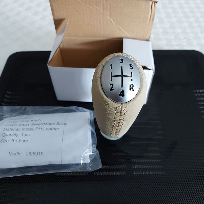 Manete de mudanças automóvel