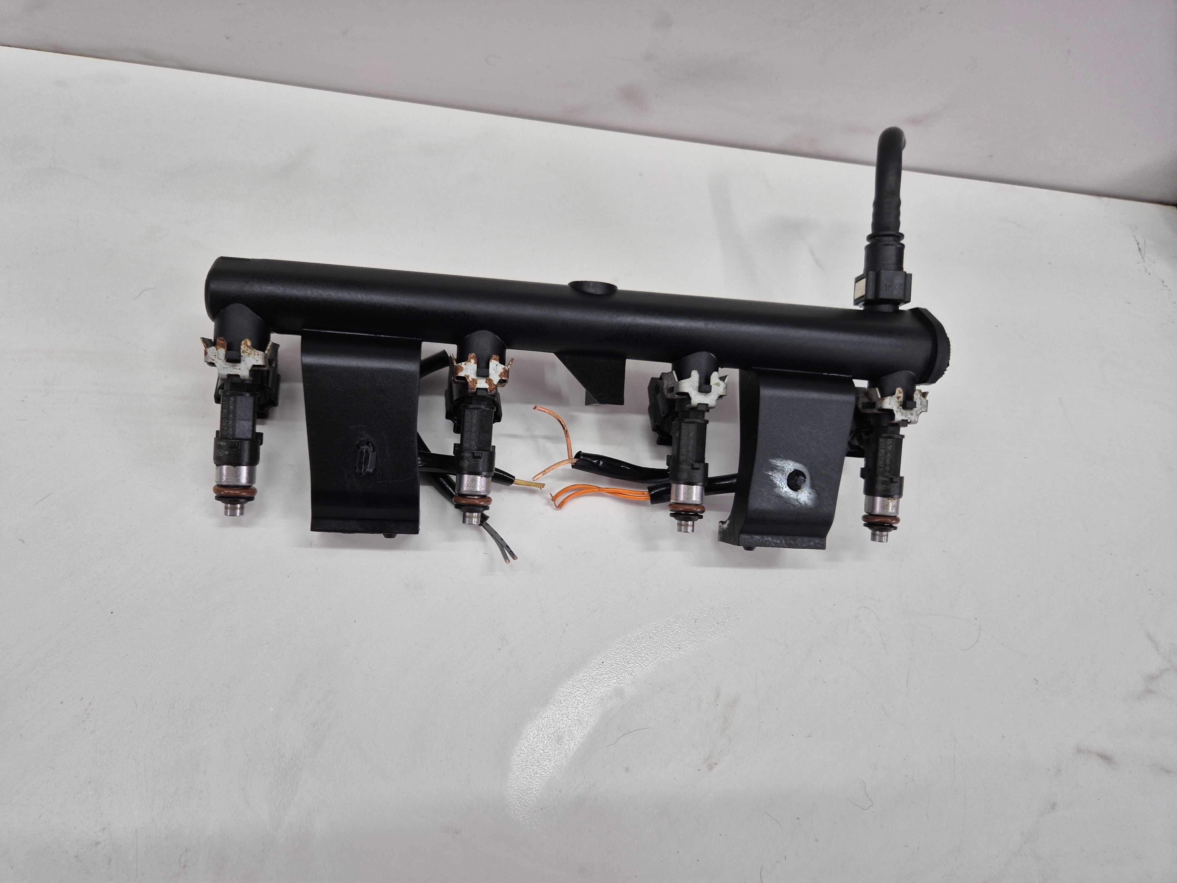 CITROEN C4 peugeot 1.6 benzyna listwa wtryskowa wtryski komplet wtrysk
