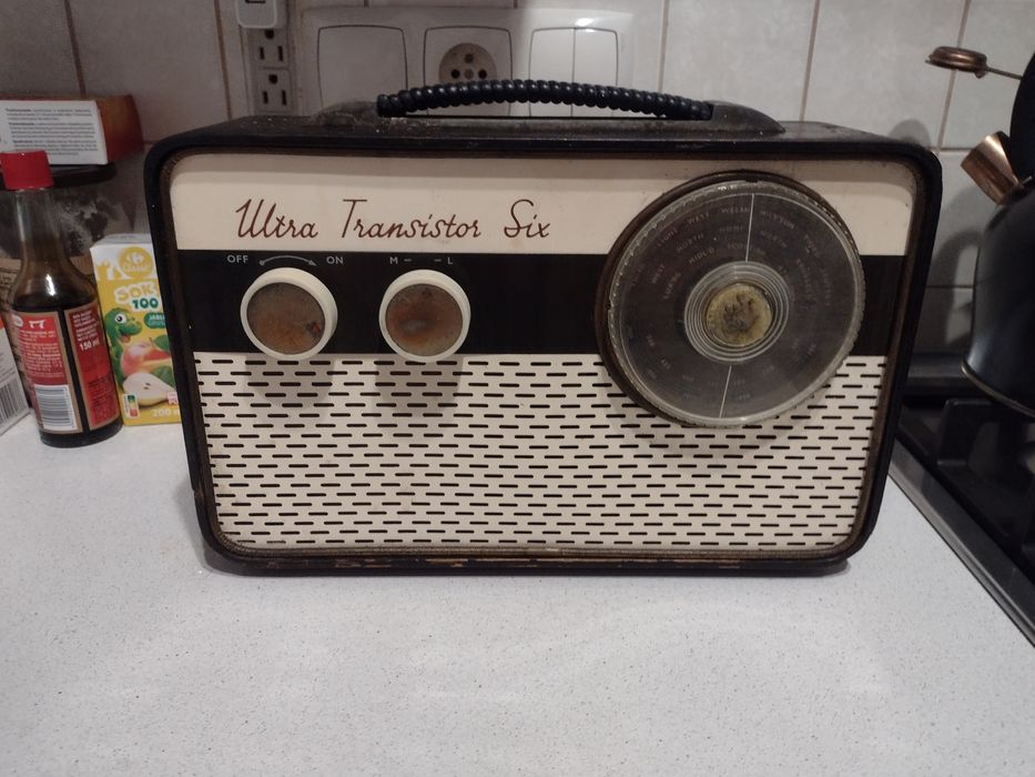 Angielskie radio tranzystorowe 1958 rok