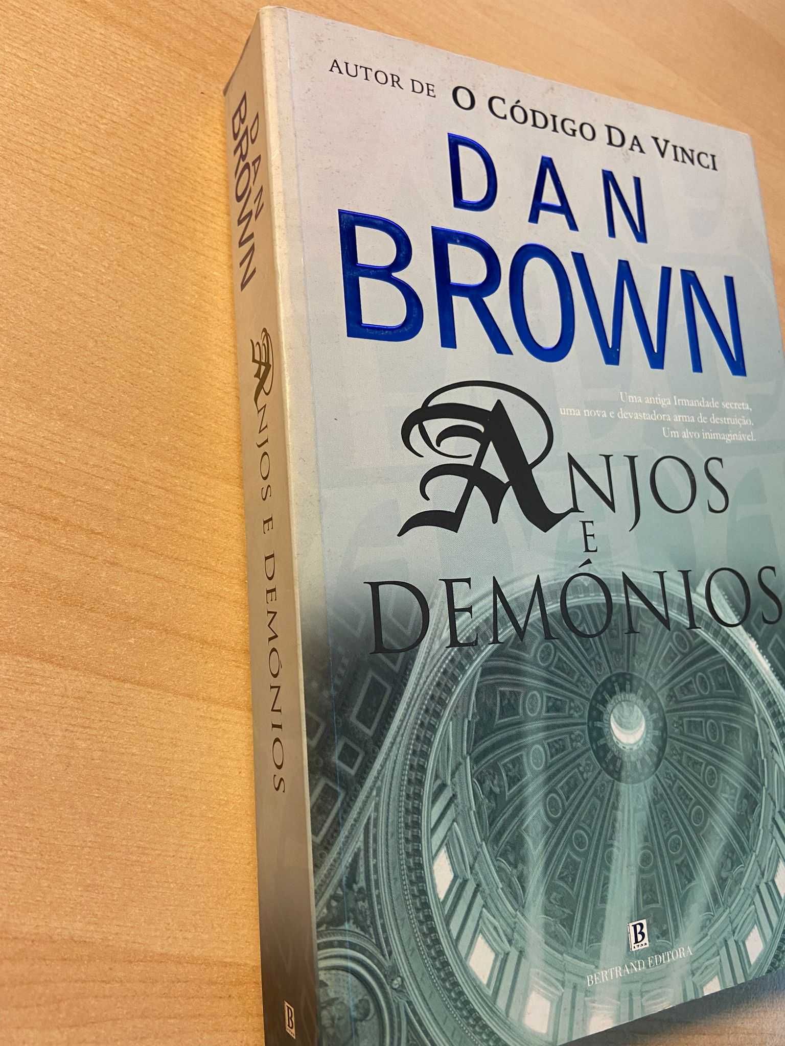 Dan Brown - Anjos e Demónios