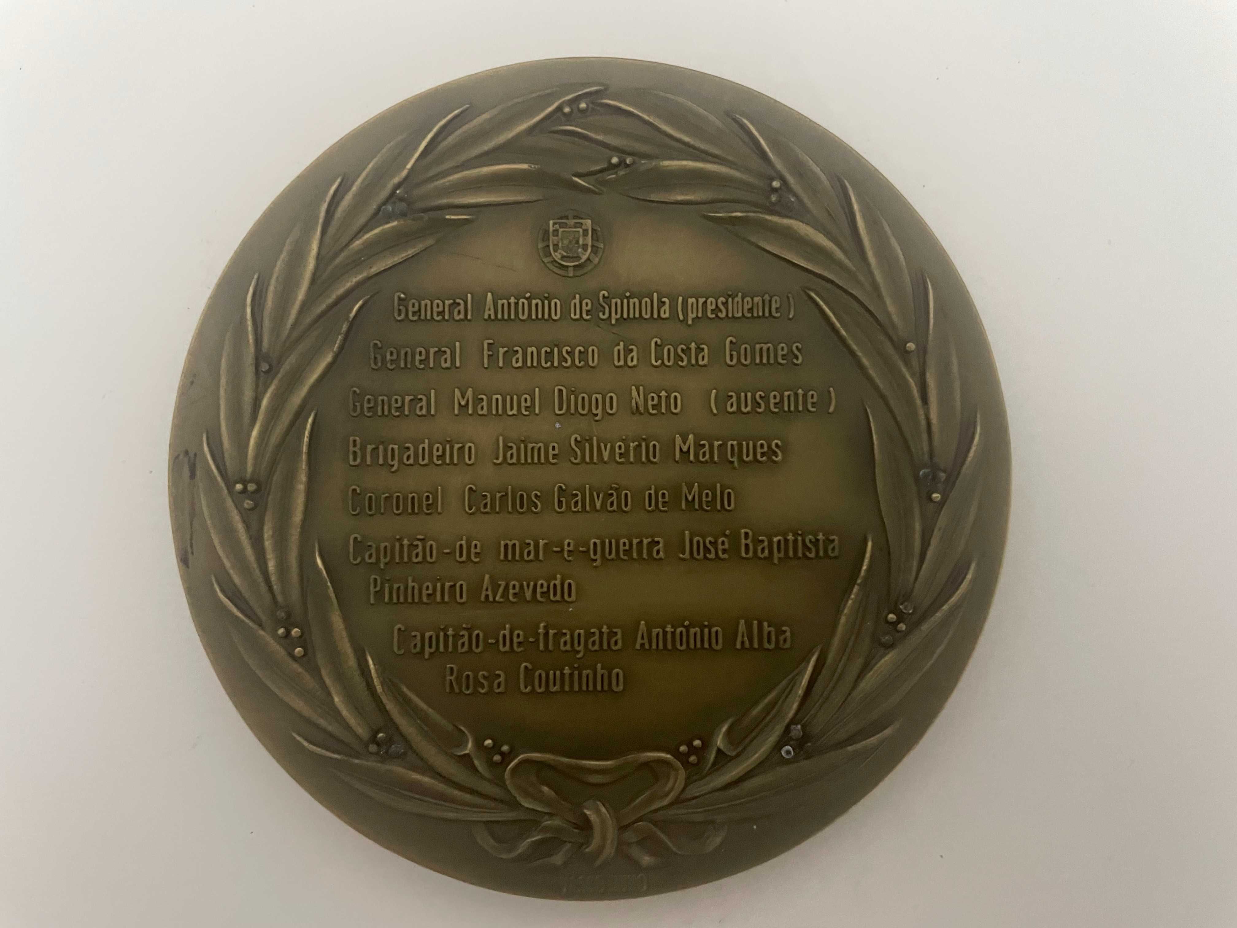 Medalha em Bronze 25 Abril 1974 Junta de Salvação Nacional